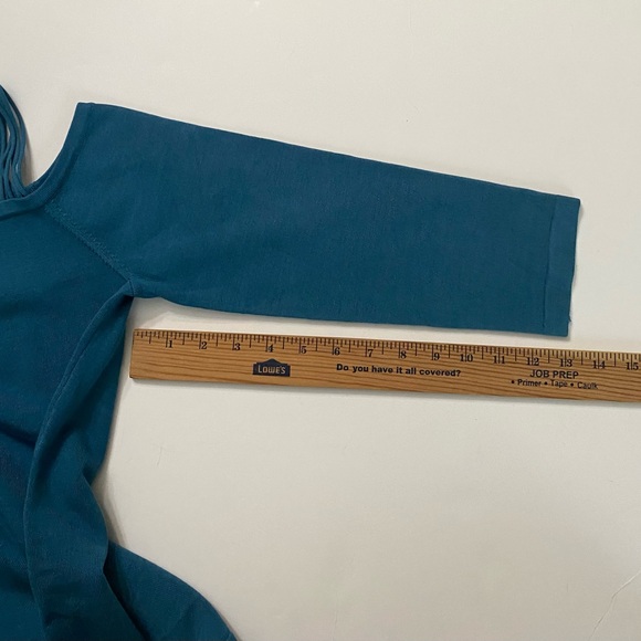 My Favorite Things Colleen Lopez cold shoulder Long Sleeves Stretch Top Small - Picture 5 of 11